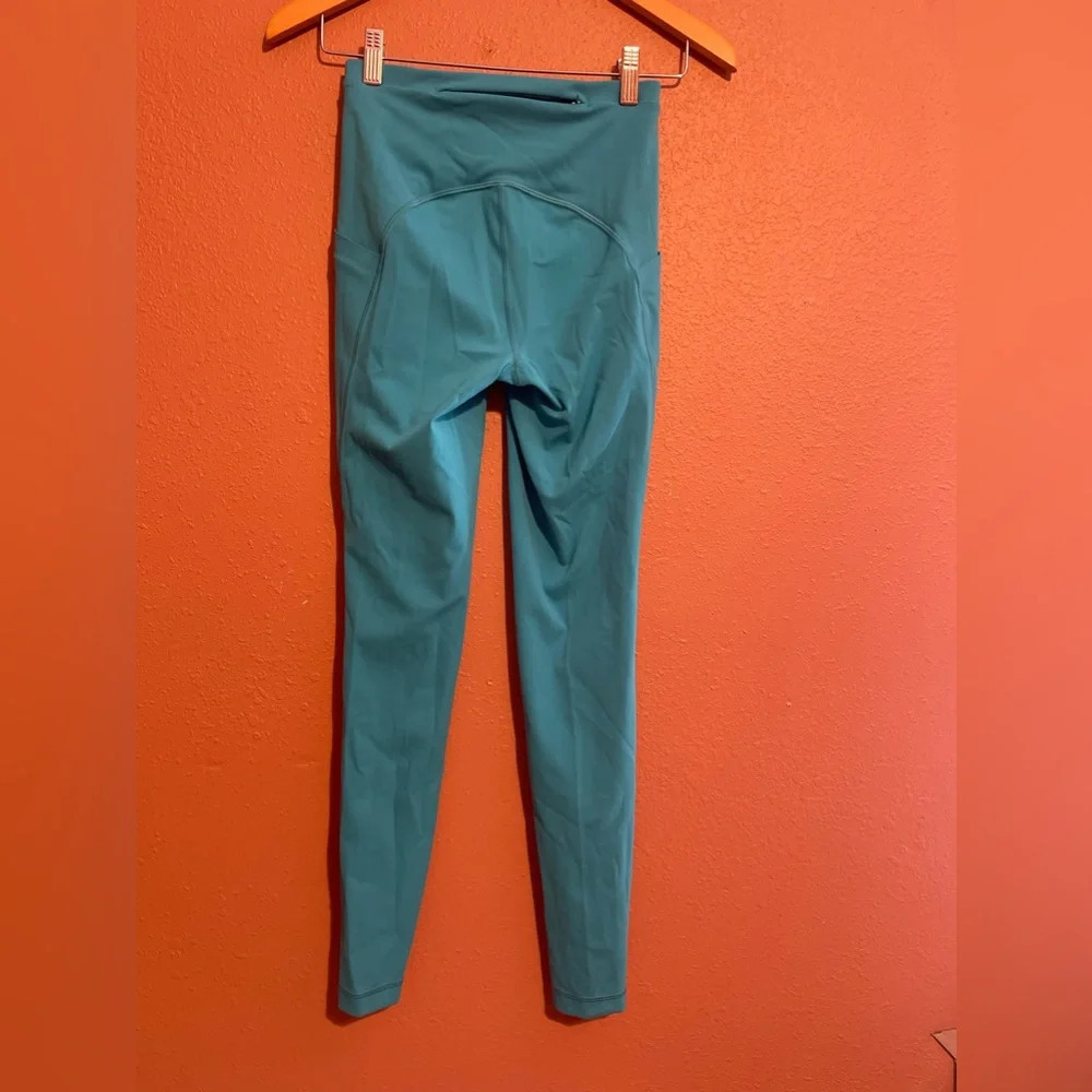 Lululemon‎ leggings Blue Size 4